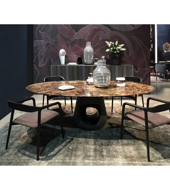 Barbara Table Casamania & Horm