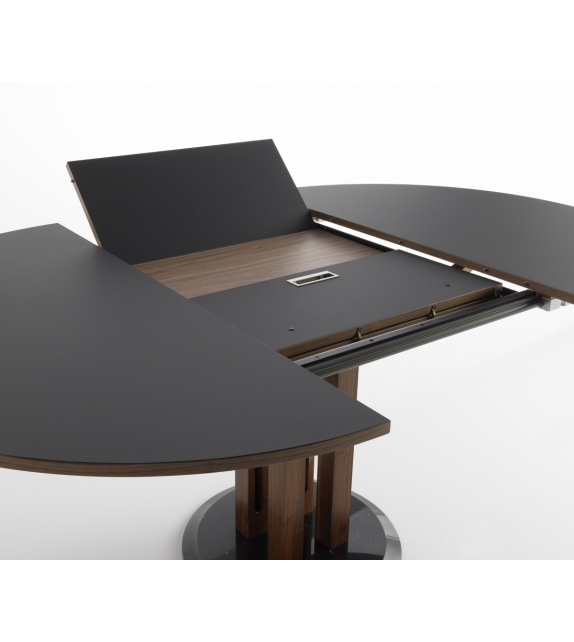 Flower Table Casamania & Horm