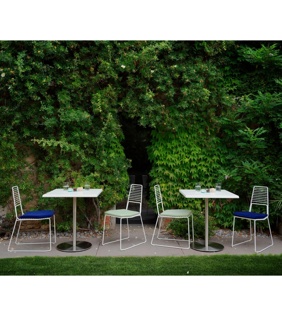 T1 Outdoor Casamania & Horm Tisch