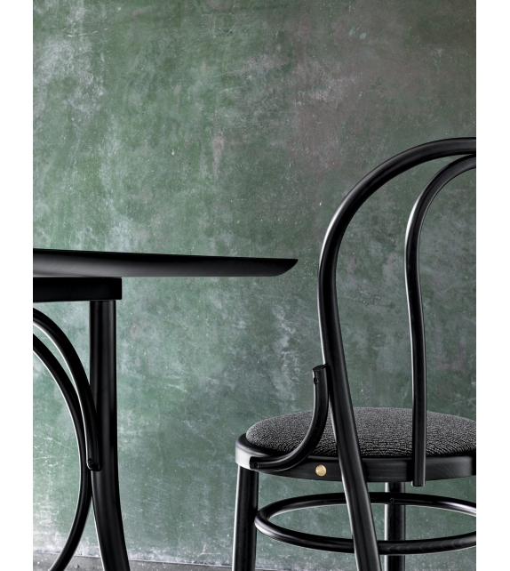 N. 18 Gebrüder Thonet Vienna Silla Tapizada