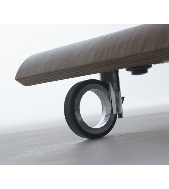 Cobra Casamania & Horm TV Stand