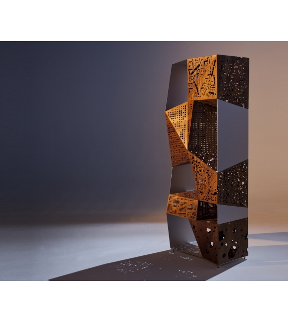 Riddled Totem Casamania & Horm Mueble Contenedor