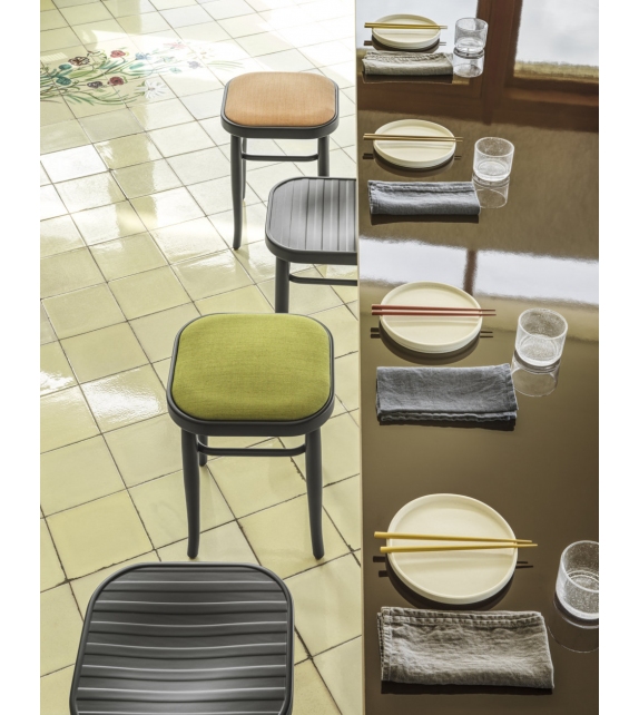 Vienna 144 Gebrüder Thonet Vienna Low Stool