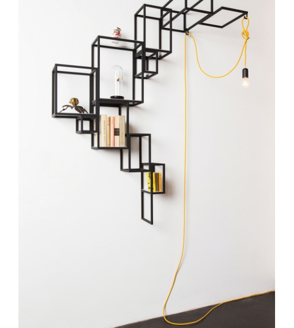 Jointed Wall Serax System Von Regalen An Der Wand