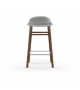 Form Normann Copenhagen Taburete con Patas de Madera