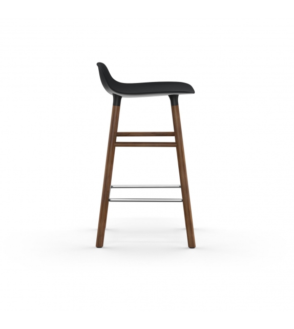 Form Normann Copenhagen Sgabello con Gambe in Legno