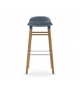 Form Normann Copenhagen Sgabello con Gambe in Legno