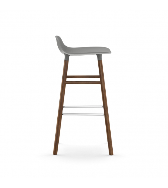 Form Normann Copenhagen Sgabello con Gambe in Legno