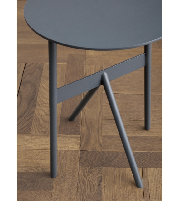 Stock Normann Copenhagen Table D'Appoint