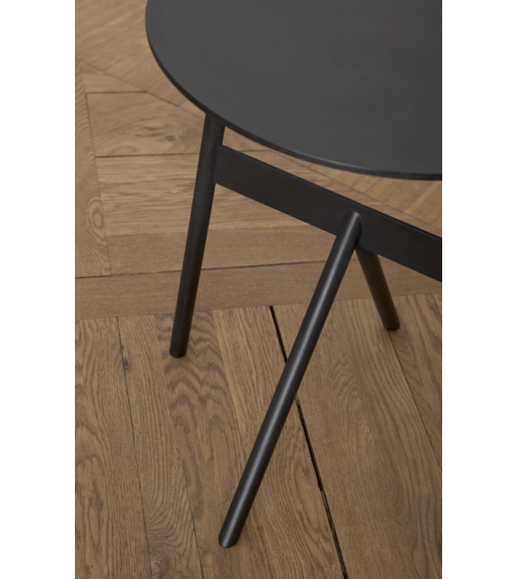 Stock Normann Copenhagen Table D'Appoint
