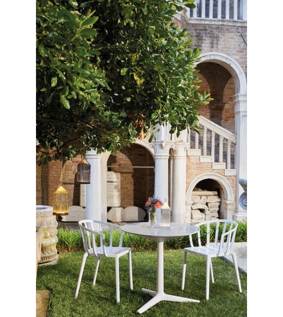 Multiplo Kartell Table with Point Star