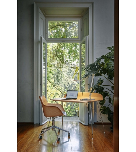 Earl Of Wood Kartell Desk