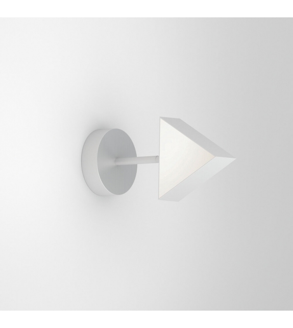 Triangle Box Atelier Areti Wandleuchte
