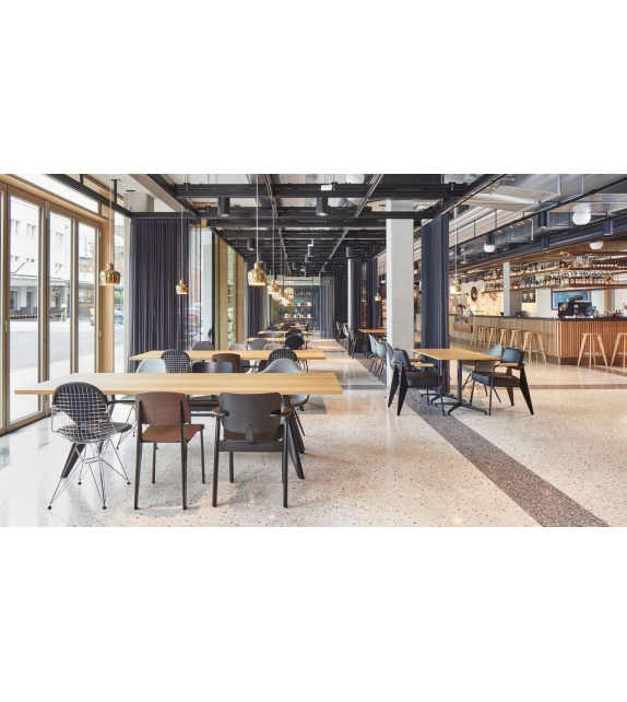 EM Table Vitra Tisch