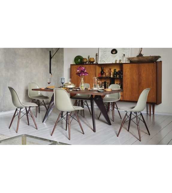 EM Table Vitra Tisch