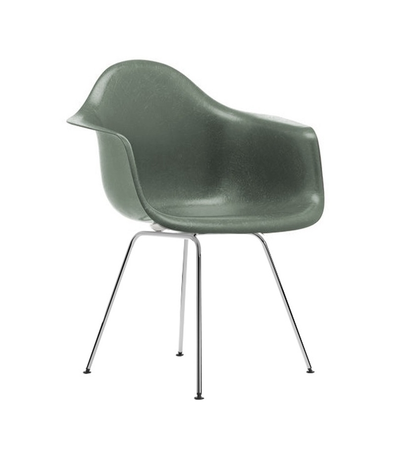 Eames Fiberglass Armchair DAW Vitra Fauteuil