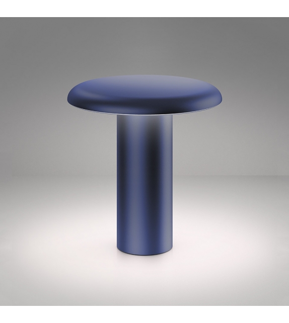 Takku Artemide Table Lamp
