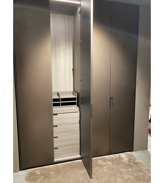 Prêt pour l'expédition - Gliss Master-Hollow Molteni & C Armoire