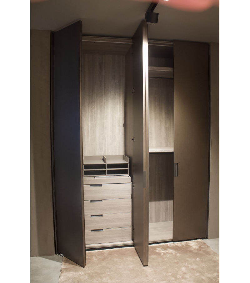 Prêt pour l'expédition - Gliss Master-Hollow Molteni & C Armoire