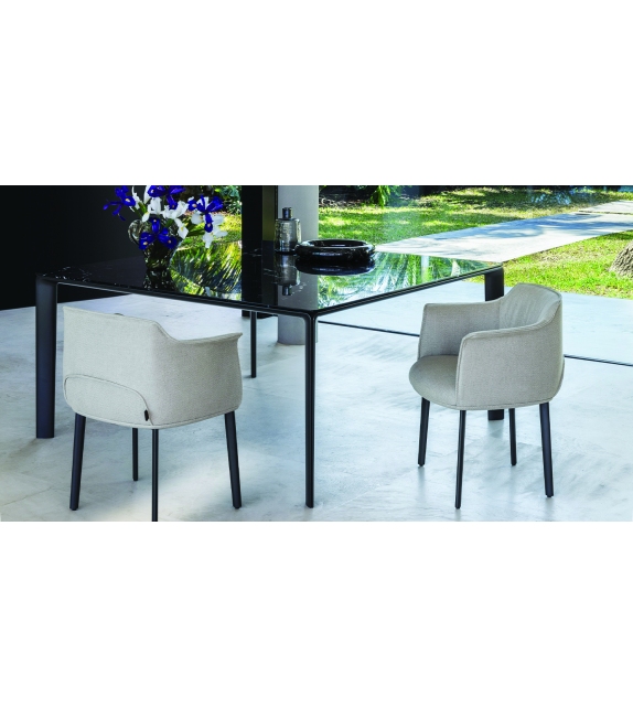 Archibald Poltrona Frau Sillón Pequeño con Patas de Metal