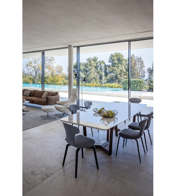 Montera Mas Poltrona Frau Petit Fauteuil