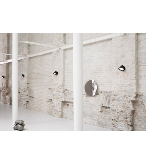 Keglen Louis Poulsen Wall Lamp