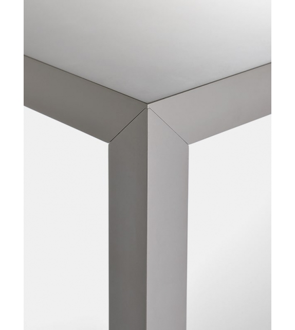 Tense MDF Italia Table