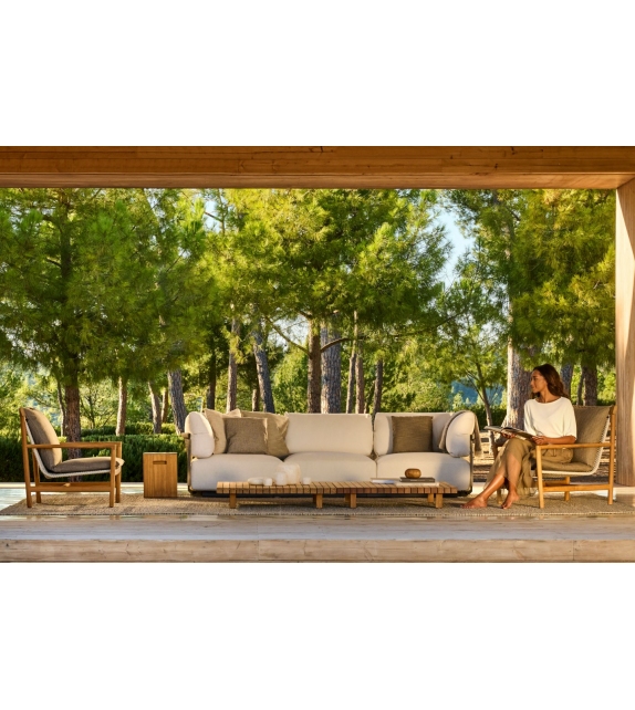 Amanu Tribù Armchair