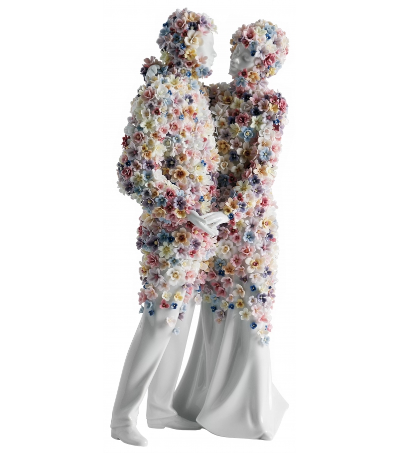 Amore III Sculpture Lladró