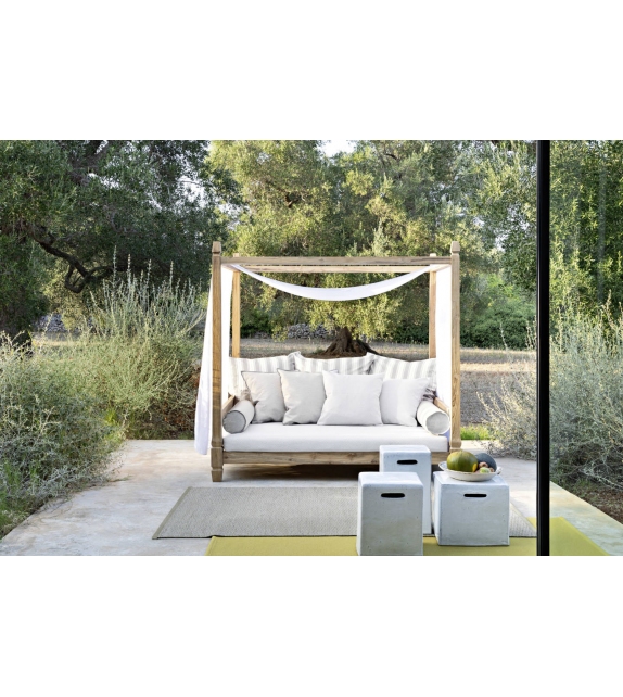 Jeko 07 Gervasoni Sofa mit Himmel