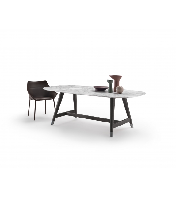Desco Flexform Table