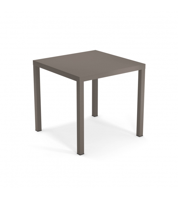 Nova Emu Table Carrée