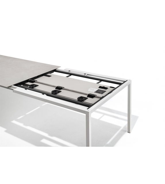 Helsinki Desalto Extendable Table