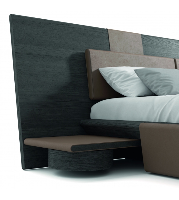 Acute Cassina Cama