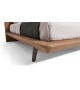 Acute Cassina Bett