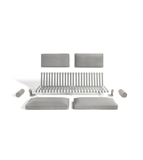 Souvenir D'Italie Poltrona Frau Sofa