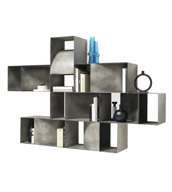 Judd Pensile Mogg Contenedor