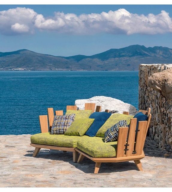 Rafael Ethimo Armchair