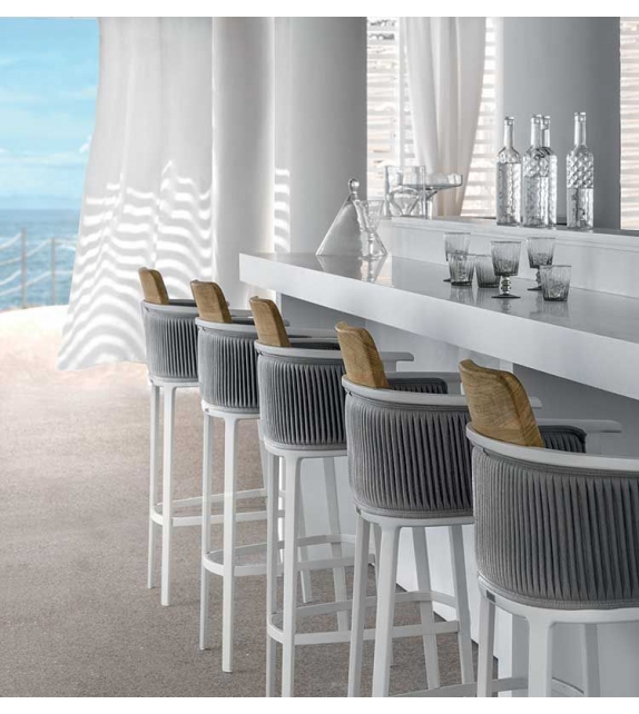 Nicolette Ethimo Poltroncina