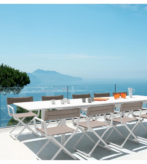 Studios Ethimo Pequeño Sillón Plegable