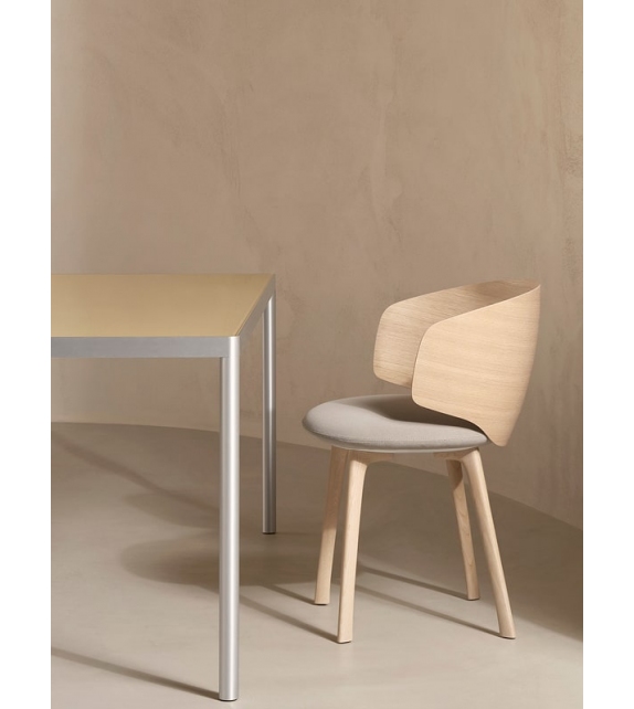 Universal MDF Italia Poltroncina con 4 Gambe