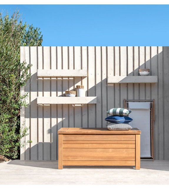 T–Box Ethimo Table