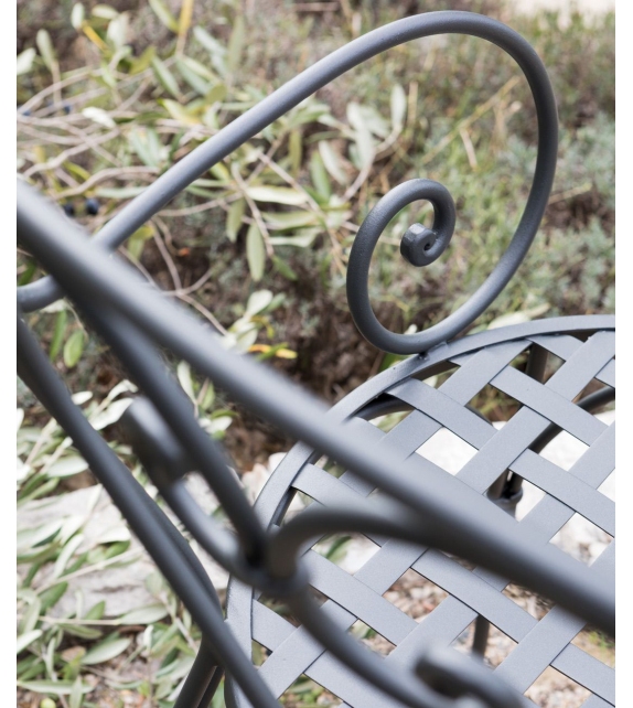 Aurora Unopiù Armchair