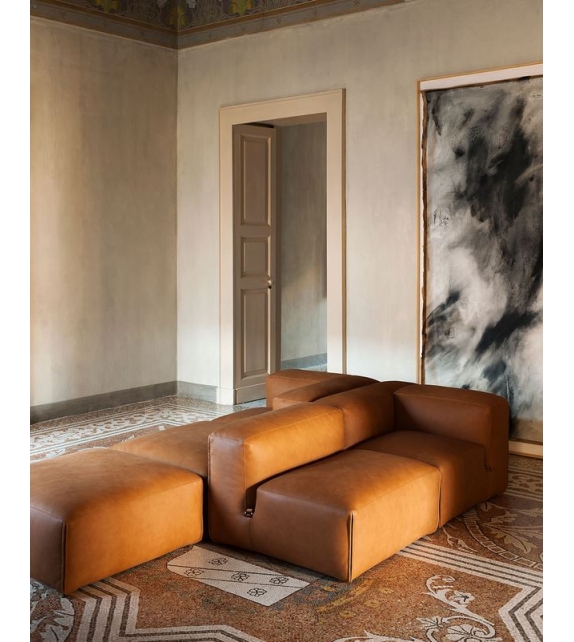 Le Mura Tacchini Sofa