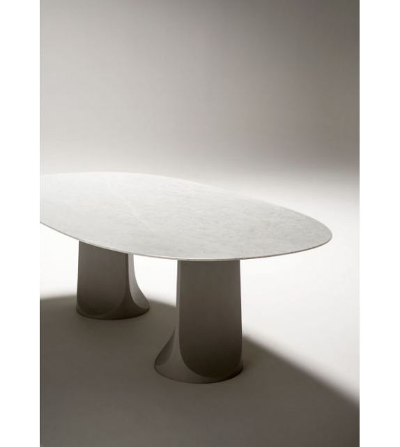 Togrul Oval Tacchini Tisch