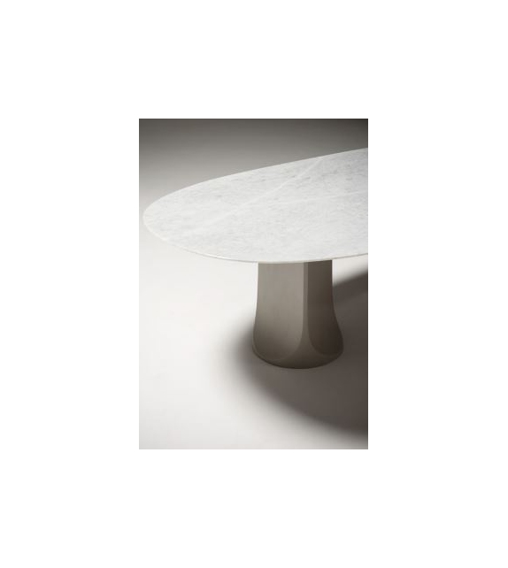 Togrul Oval Tacchini Tavolo