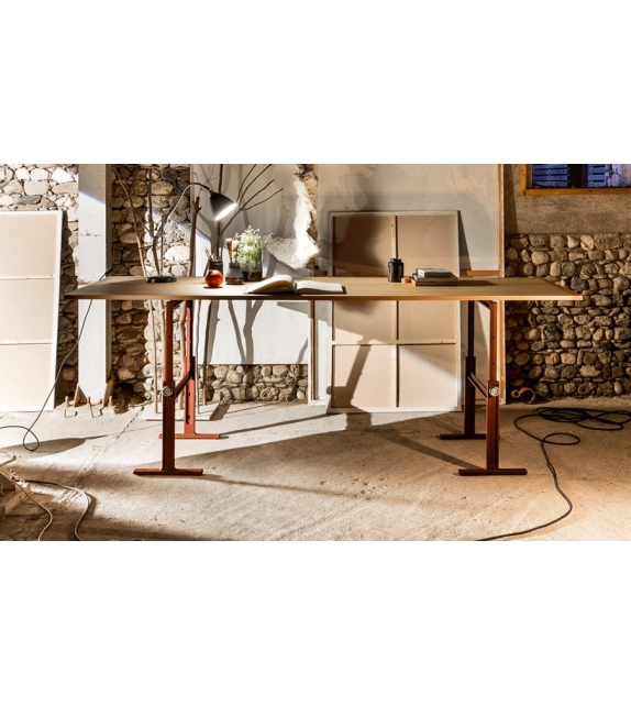 Brut Magis Table avec Tréteaux