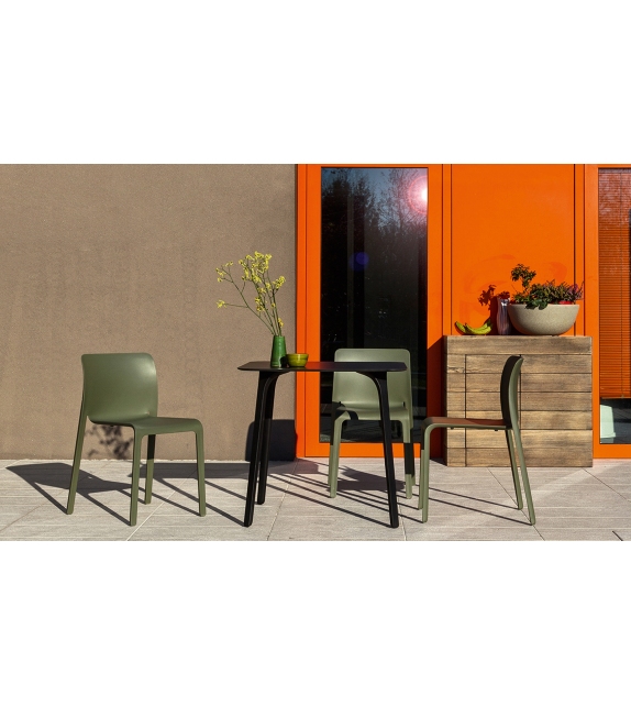 First HPL Magis Table Carrée