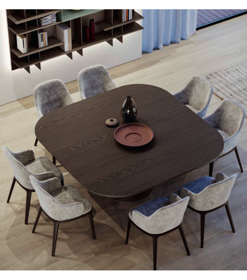 Mr. Big Table Olivieri