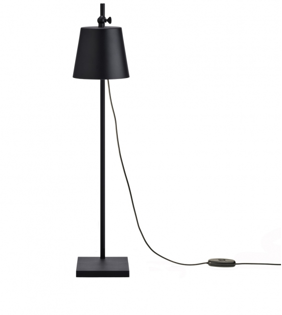 Steel Lab Light Karakter Table Lamp